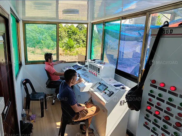 Asphalt-station-equipment-testing